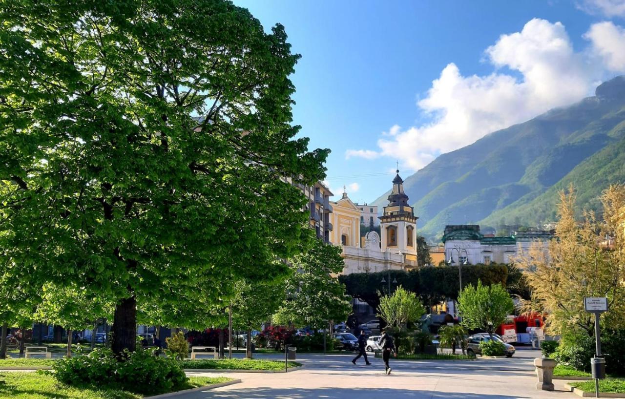 Casa Andrea Tra Napoli E Sorrento Apartment Castellammare di Stabia Bagian luar foto